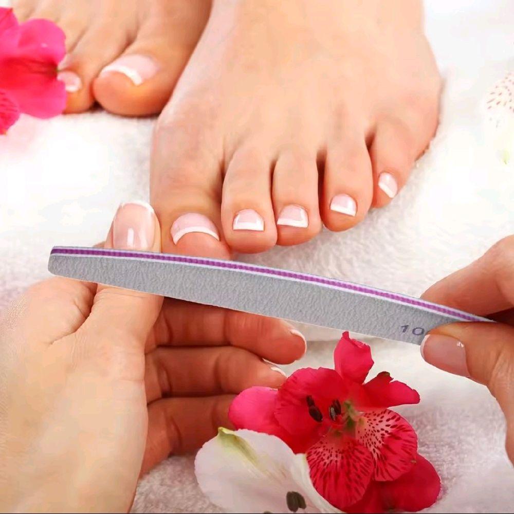 Lima per Unghie Professionale a Mezzaluna Grana Doppia 100/180 Manicure e Ricostruzione Design Ergonomico Multiuso 17,78 cm (1 pezzo)
