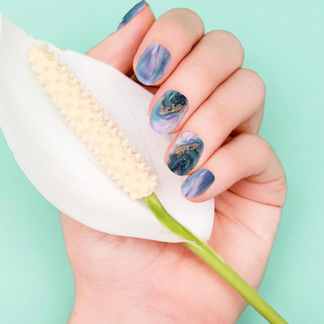 Smalto Semipermanente Adesivo in Gel OhNailly - Purple Gold | Gel Nail Wraps 20 Pezzi | Manicure Fai da Te Veloce